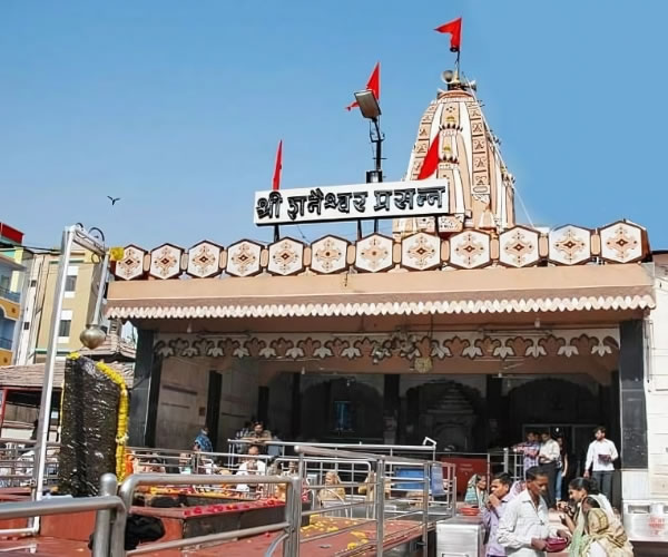 Shani Shingnapur Temple shashishekhar Tripathi vedeye world shani dev tirthsthal